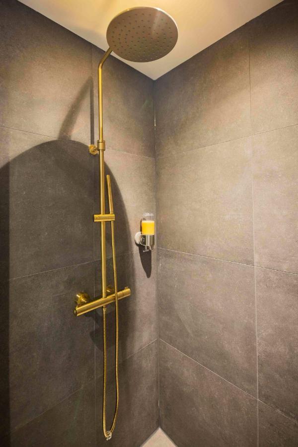 Historical 80M2 Retreat With Sauna Option - R51B 埃因霍温 外观 照片